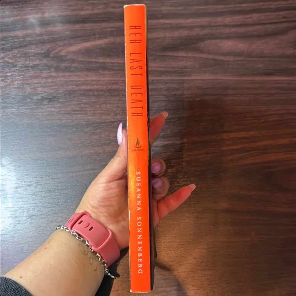 Her Last Death by Susanna Sonnenberg - Black and Orange Cover - Picture 3 of 3